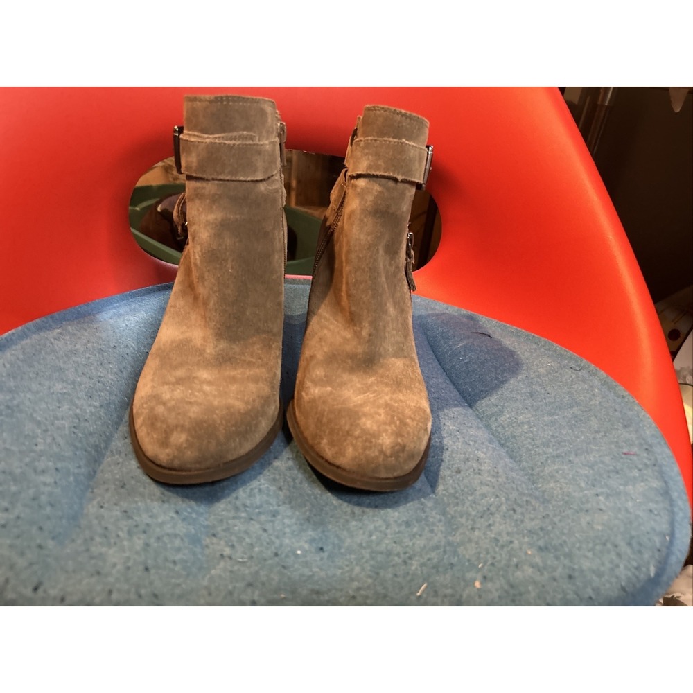 Guess Boots Womens 9.5 Suede Ankle Booties Gray Zip Up Block Heel